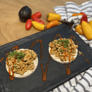 Tostadas de surimi en arroz inflado